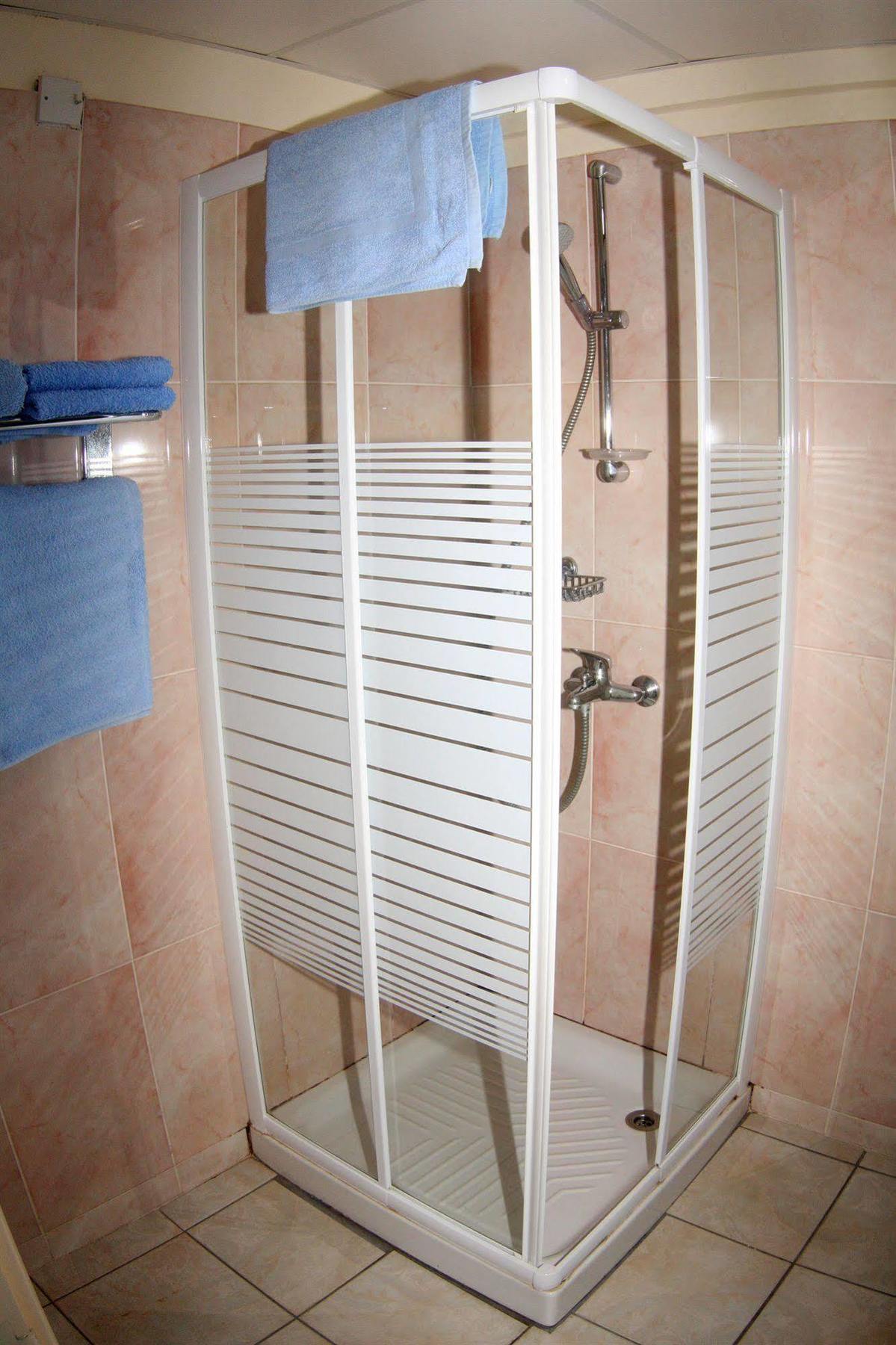 Palm Sea Beach Hotel Apartments Larnaca Extérieur photo